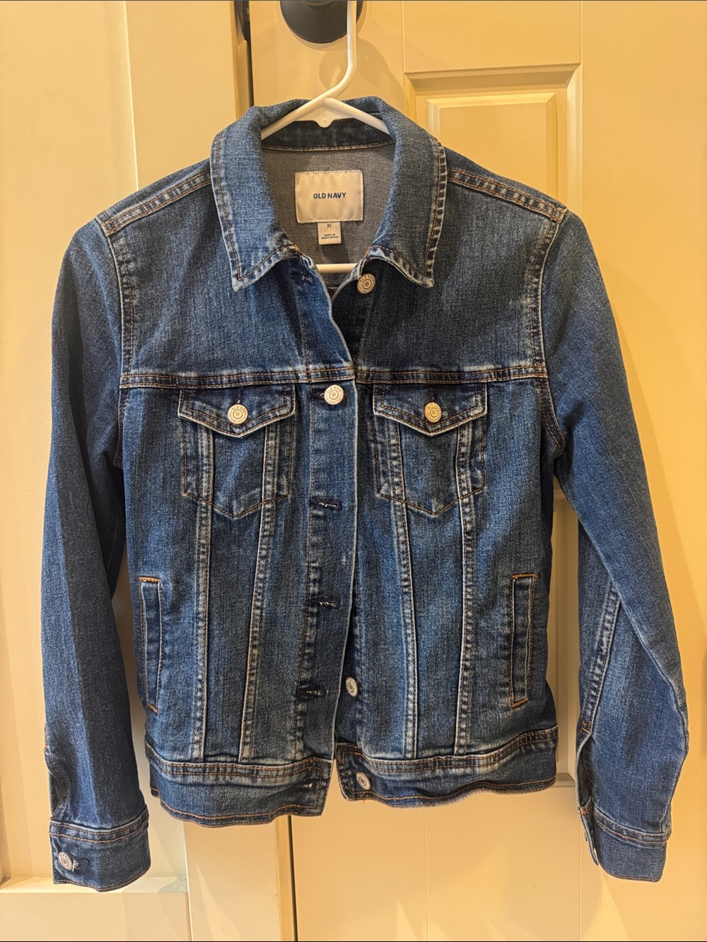 Old Navy Blue Denim Jacket - Classic Trucker Style